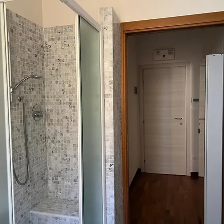 Casa Francia Alidosi アパート *