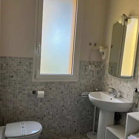 Casa Francia Alidosi ボローニャ